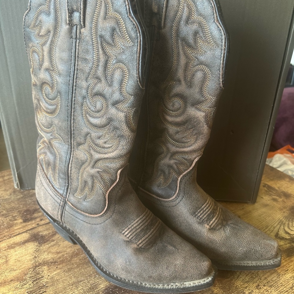 Ariat Cowboy Boots